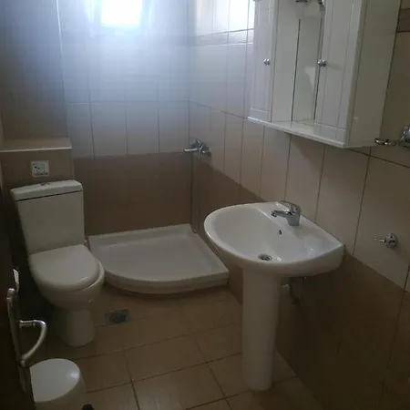 Poly's House * Nea Vrasna