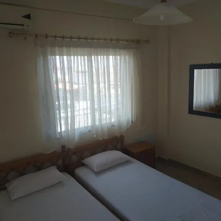 דירה Poly's House *