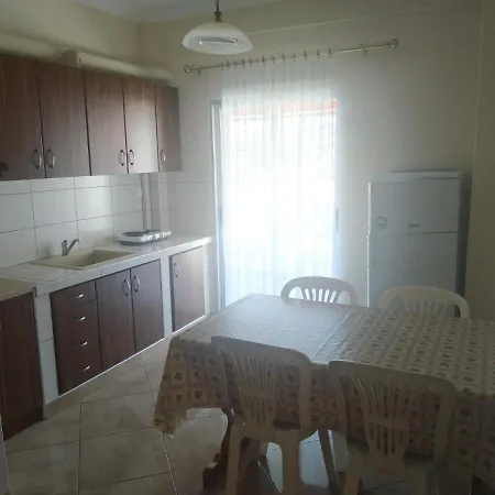 Poly's House דירה
