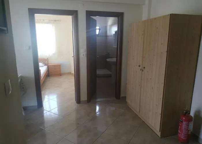 Poly's House * Vrasná